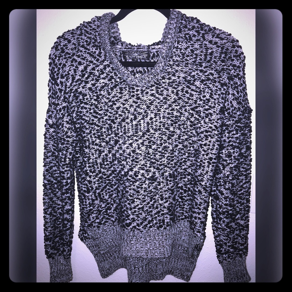 Super cute knitted sweater